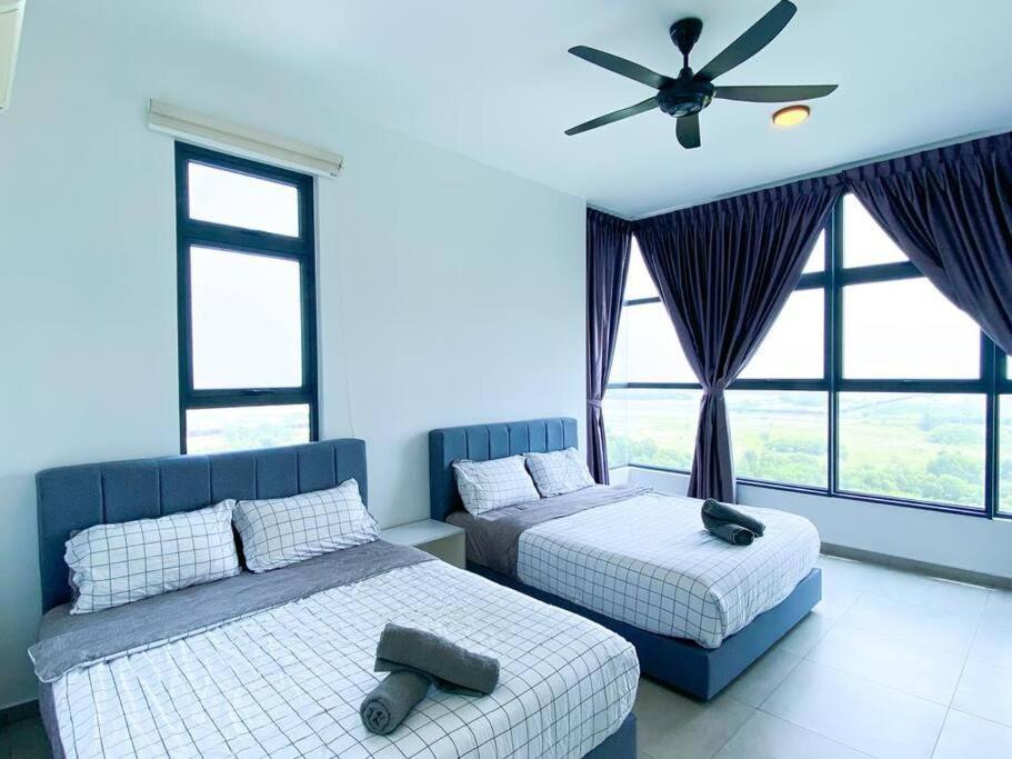 Seaview! Big&kid Swimming Pool Atlantis Comfy 4-10pax 5 Mins To Jonker & Town Apartment