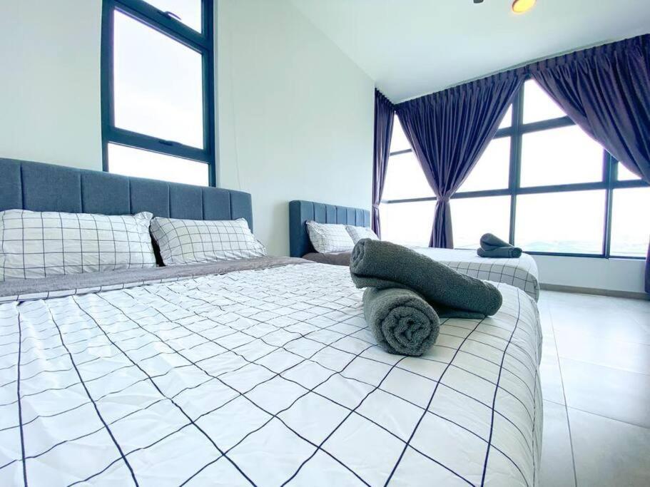 Seaview! Big&kid Swimming Pool Atlantis Comfy 4-10pax 5 Mins To Jonker & Town Apartment *